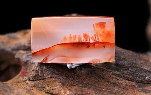 玩玉人的五个特征,玩玉之人最深度解析