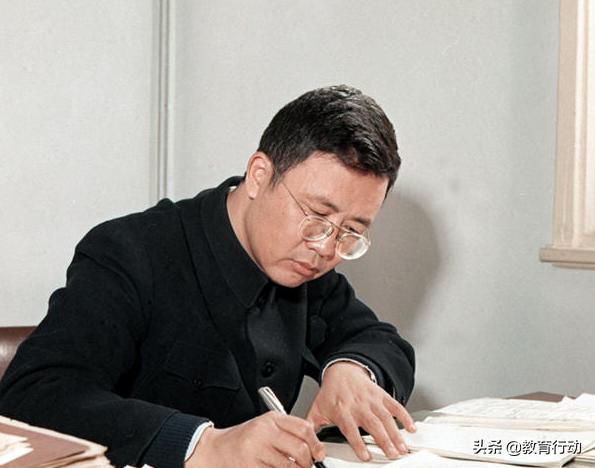 数学家华罗庚的儿女概况,数学家华罗庚的故事视频