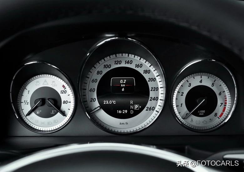 奔驰GLK300豪华型极致版,奔驰glk300豪华版