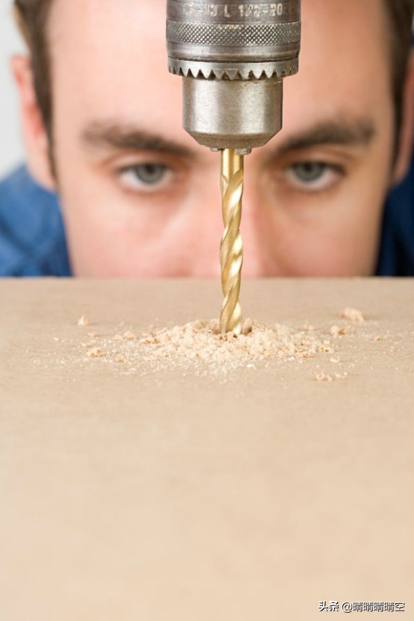 攻丝锥断在孔里最好的解决方法,丝锥钻头断了怎么办