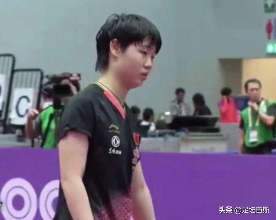 国乒女团3-2击败日本孙颖莎回放,20岁国乒小魔王孙颖莎晋级8强