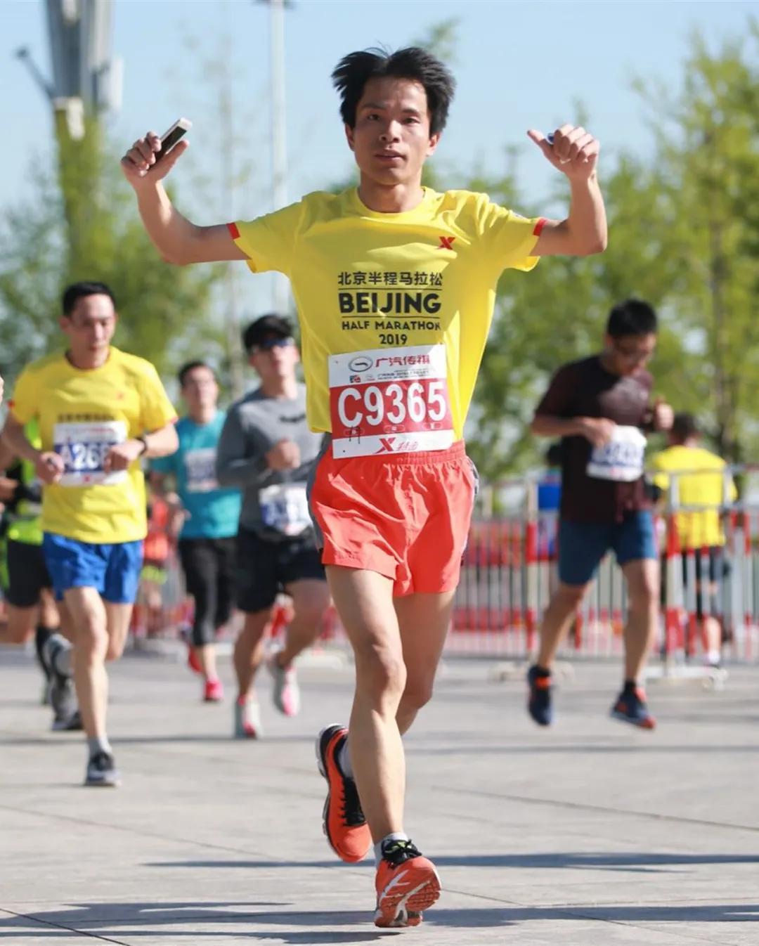 跑步三年都是无氧跑,跑步半年全马能破3吗