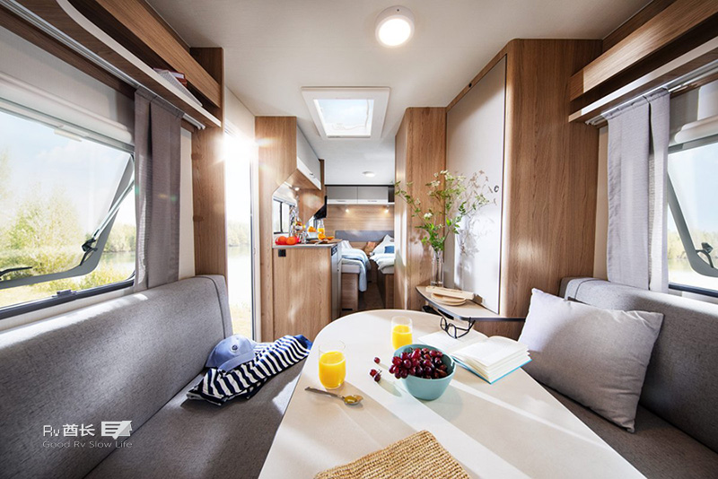 allegra拖挂房车最新报价,lance拖挂房车价格