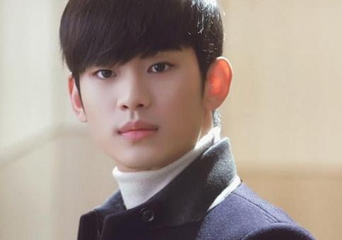 宋慧乔被传离婚后首次现身机场,左手无名指不见婚戒,坐实传闻!