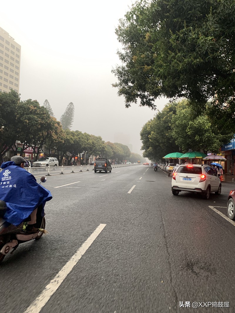 梅雨期如何除湿,回南天天气潮湿有什么小妙招
