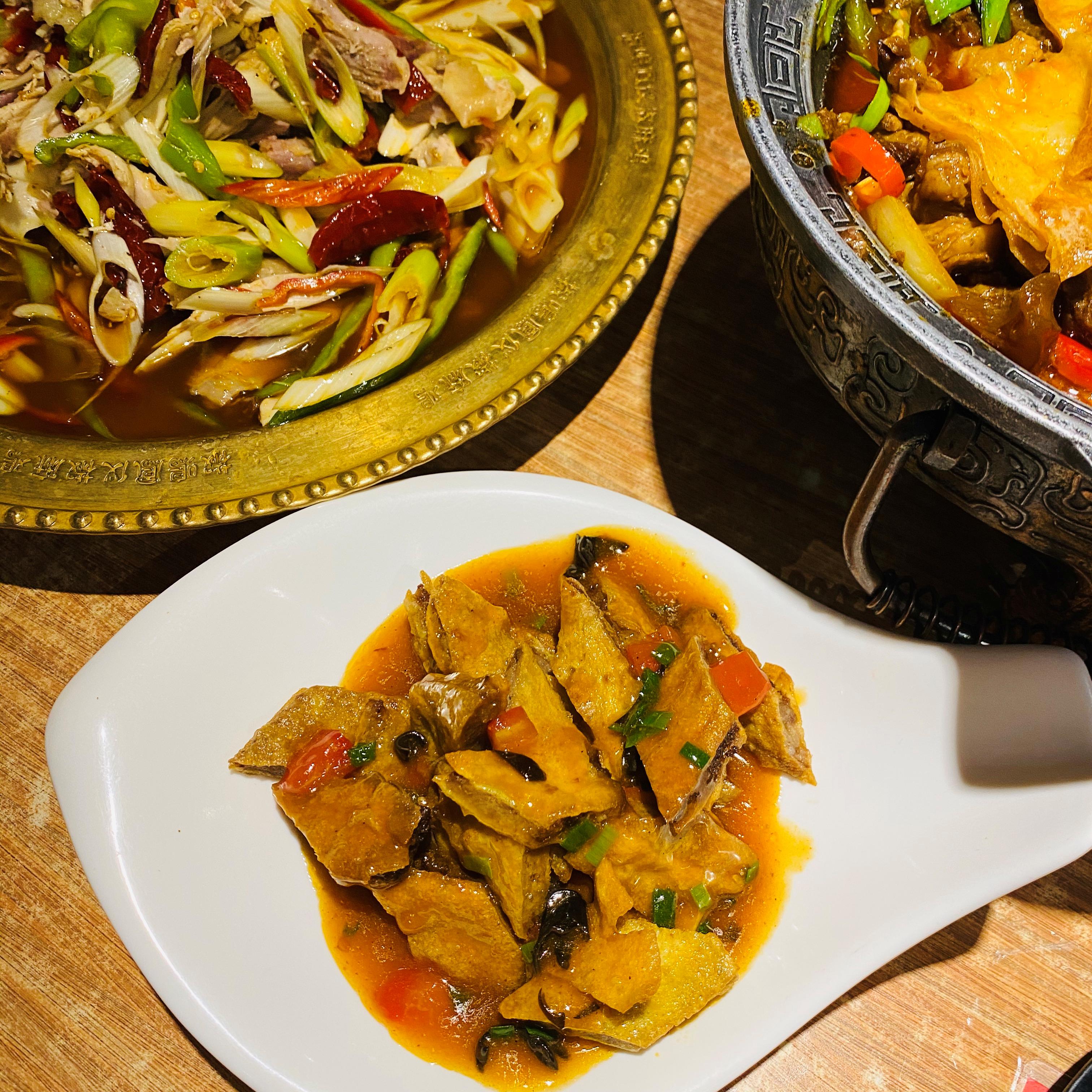 藏在巷子里的美食椒麻鸡,热门好吃又美味的网红椒麻鸡