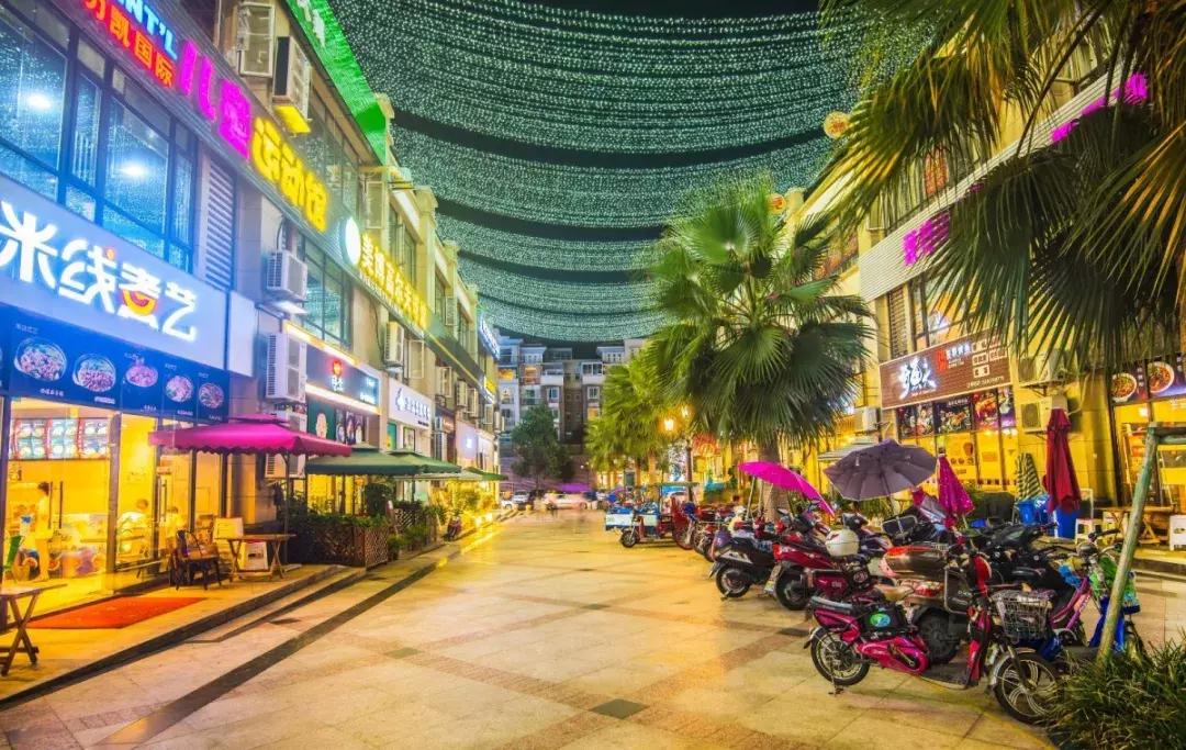 彭州美食街哪家好吃,四川彭州市的美食街是哪条街