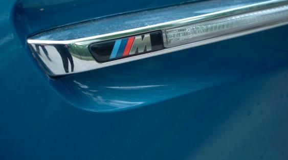 30万左右的大v8汽车,30万能买到v8小型汽车吗