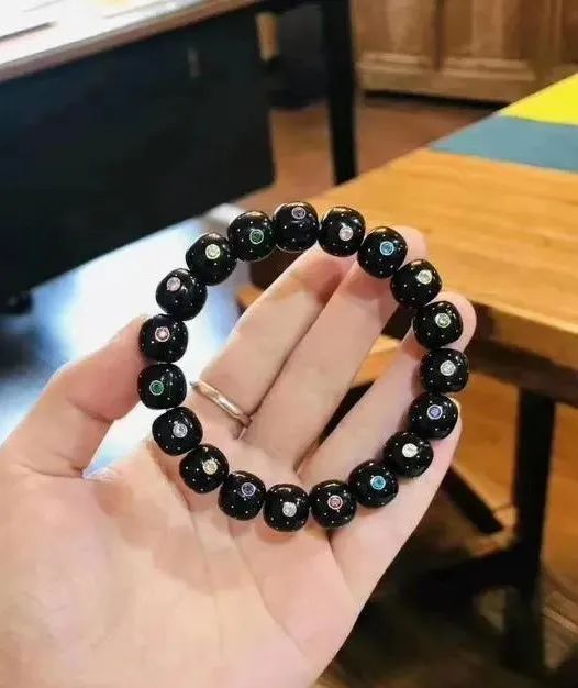 为什么玩椰蒂手串的人不多,椰蒂药片手串为什么不建议买