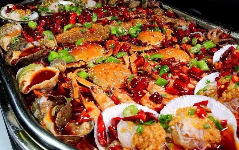 来日照旅游哪里吃海鲜自助,日照好玩不要钱的海边