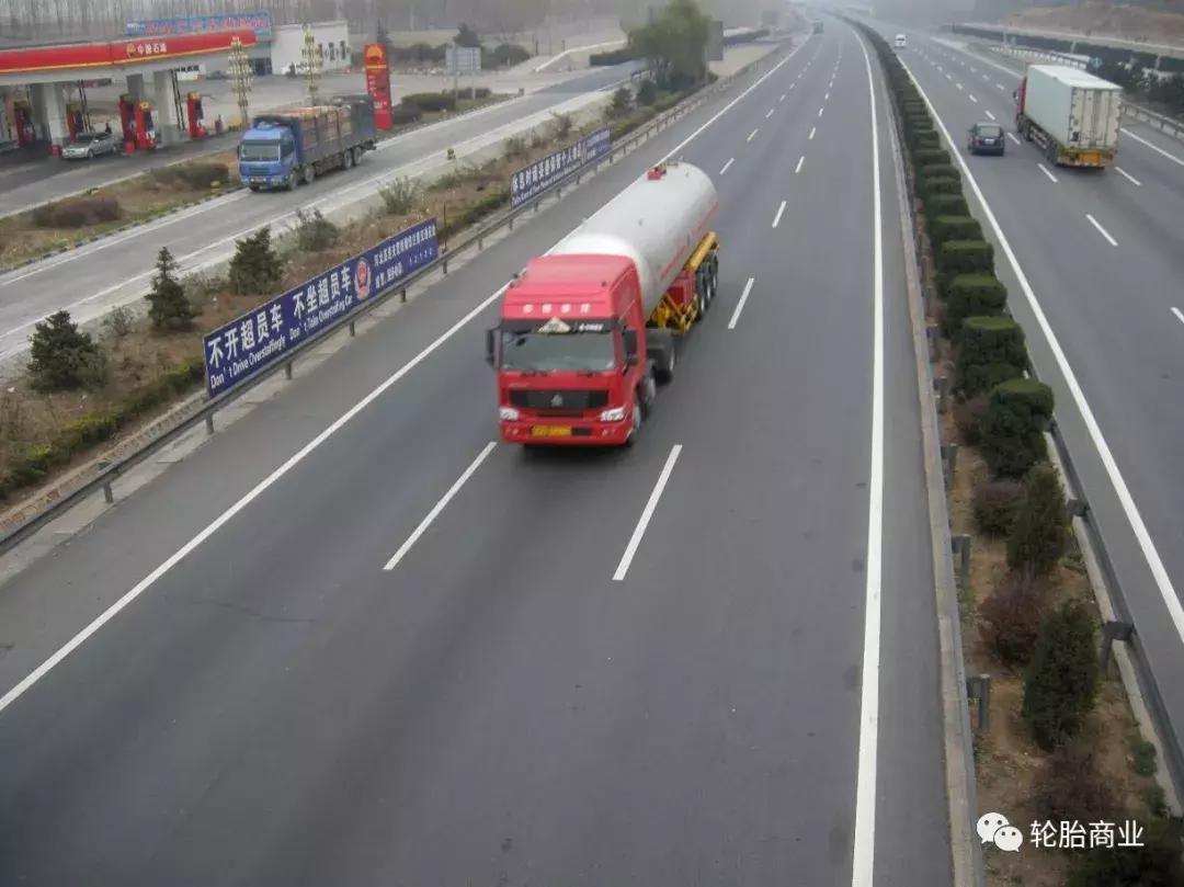 米其林轮胎三道沟好还是四道沟好,轿车轮胎三道沟好还是四道沟好