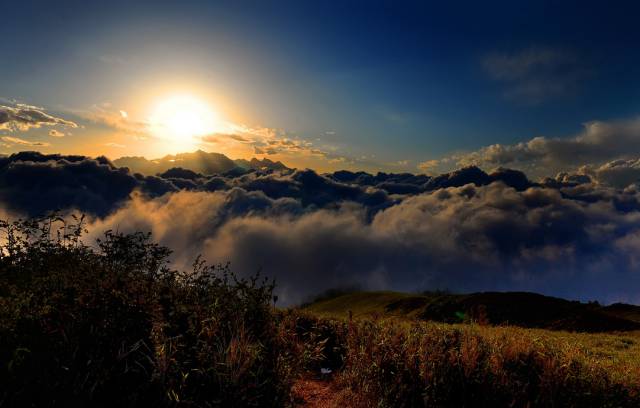 360度楼顶观景,360度观景平台看雪山
