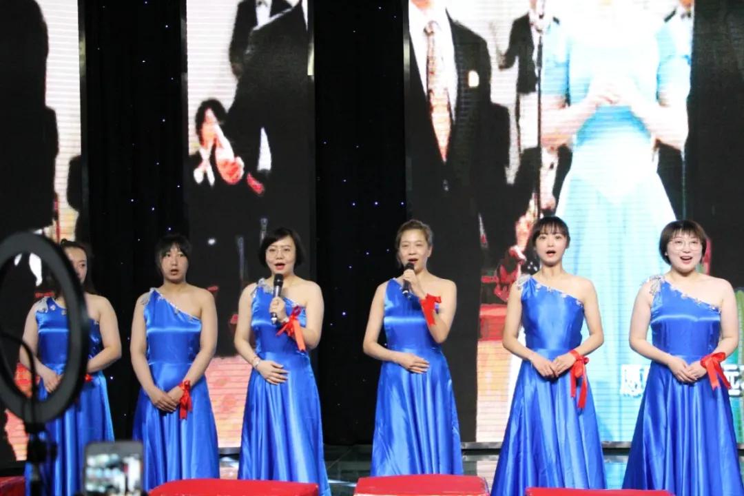 锦州：英特一时代购物广场*党**支部开展庆“七一”红歌赛