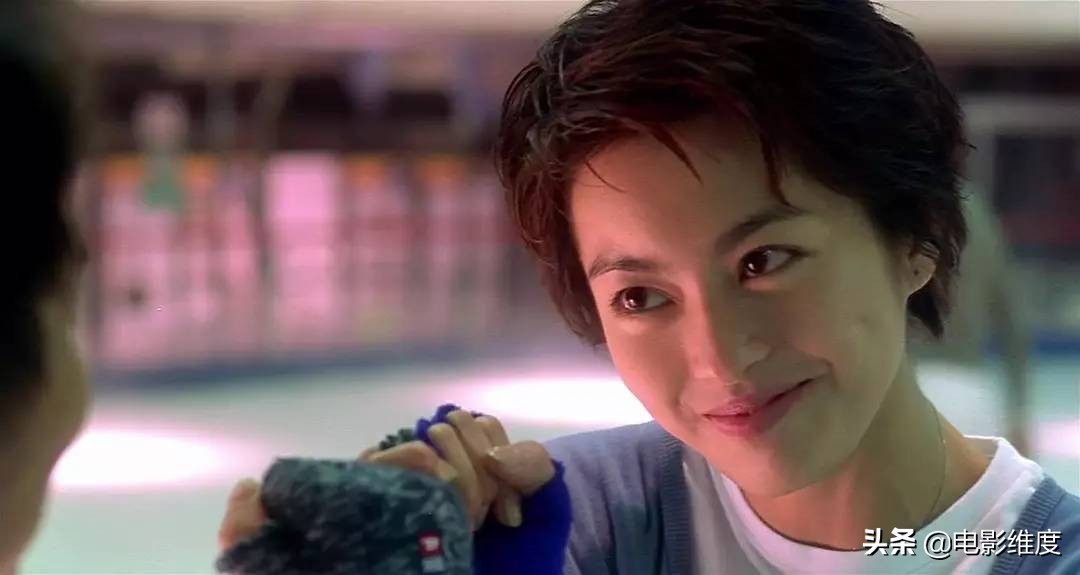 44岁梁咏琪晒和女儿照片 (梁咏琪怎样认识西班牙老公)