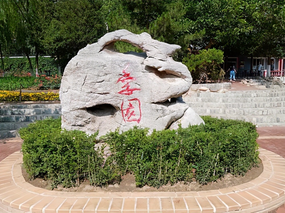 张家口旅游免费景点,张家口旅游攻略草原天地图