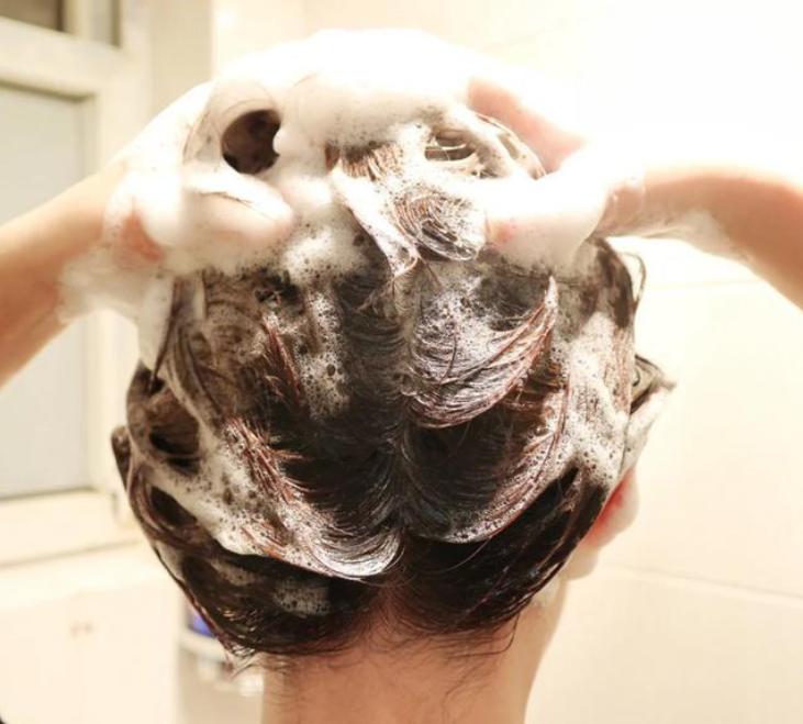 被拉入黑名单洗发水,被纳入黑名单的洗发水