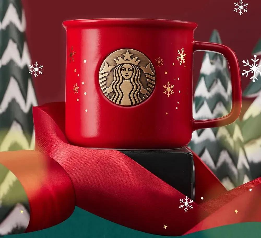 被星巴克的圣诞款设计，“闪”到了