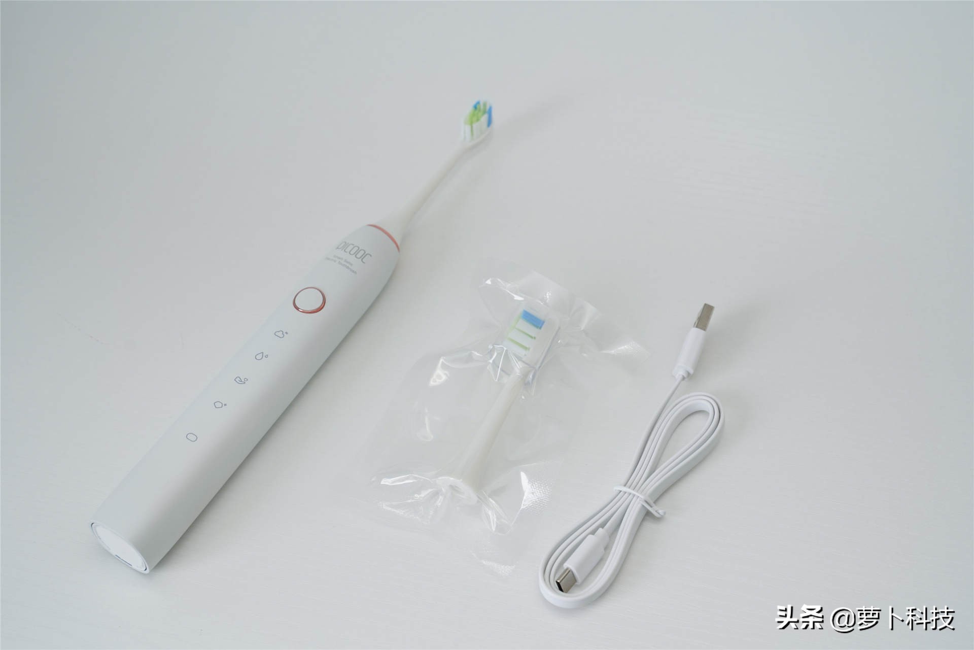 飞利浦电动牙刷入门和高端区别,飞利浦牙刷跟usmile到底哪个好一些