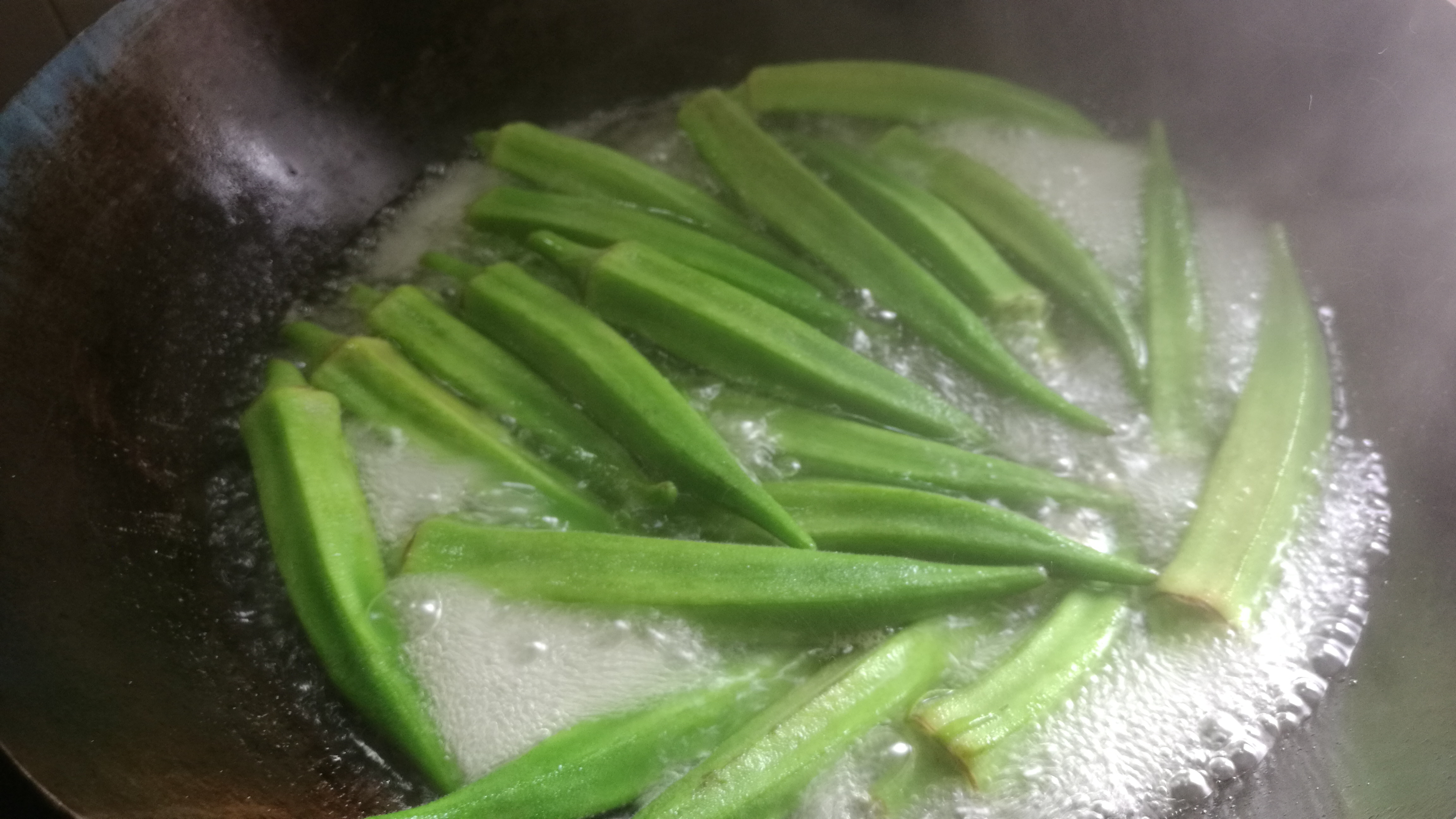 黄秋葵植物中的伟哥,秋葵是植物伟哥是谣言么