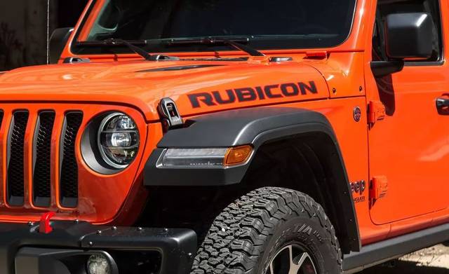 牧马人撒哈拉和卢比肯区别黑色,牧马人卢比肯和撒哈拉哪个更舒服