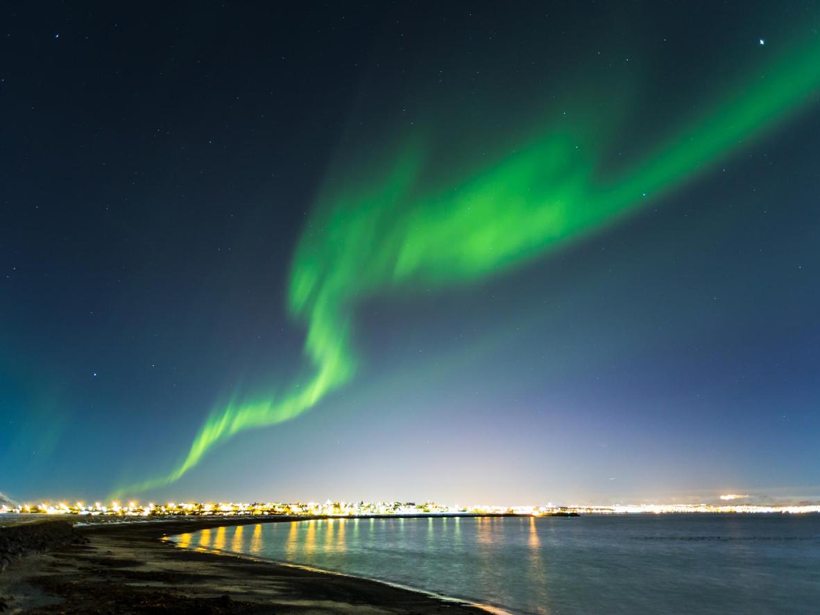 追寻北极光,追逐北极光歌曲