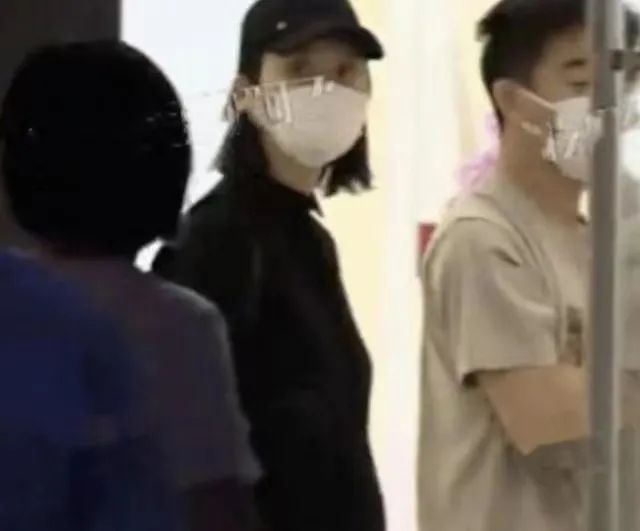 奚梦瑶现在家庭状况,奚梦瑶真的可以嫁入豪门吗