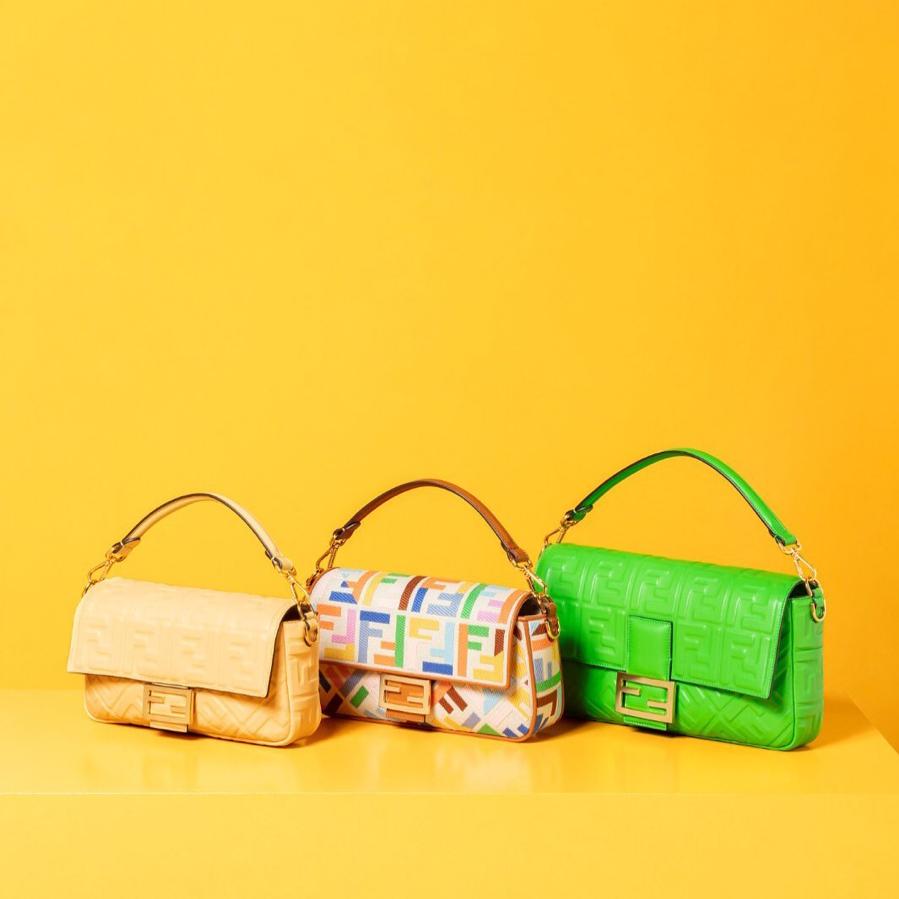 今年最火的百搭腋下包,今年最火的腋下包高端大气