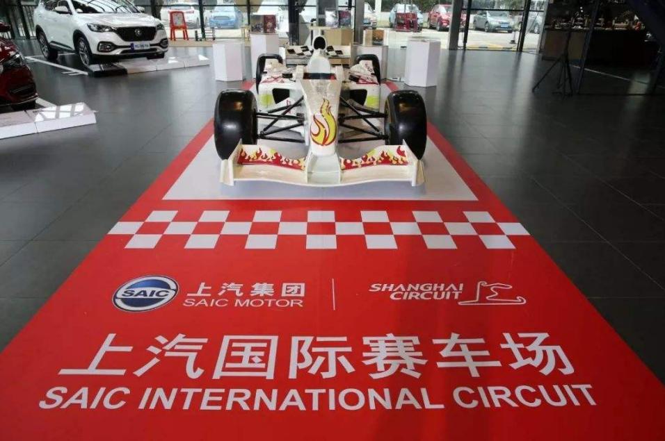 英雄联盟s10总决赛热议,s10英雄联盟开场燃爆全场