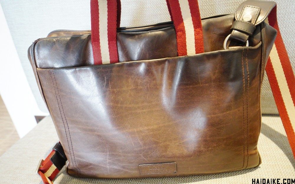 哪里可以买到Bally男款打折实惠的包包