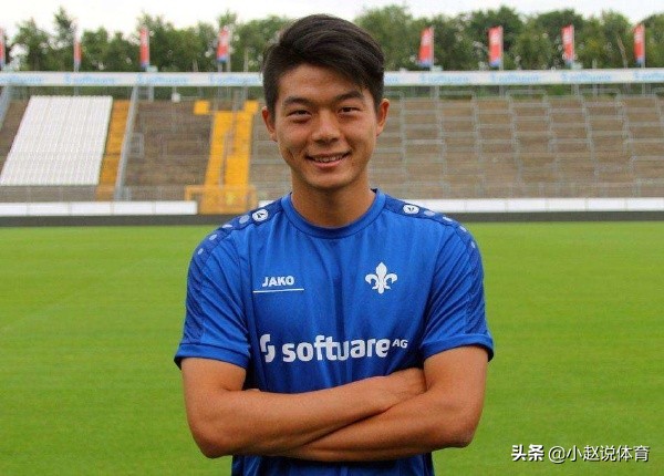 中国足球队员年薪最新规定,中国足球薪金降了吗