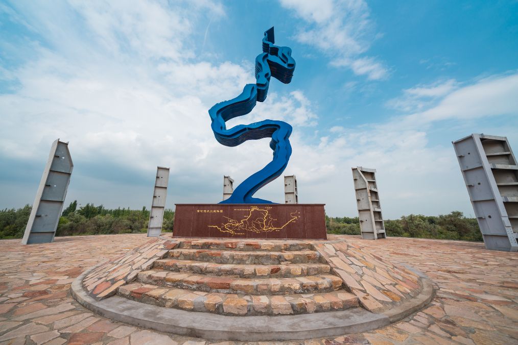 她是滔滔千里黄河的宠儿,阴山之下、河套之上的掌上明珠