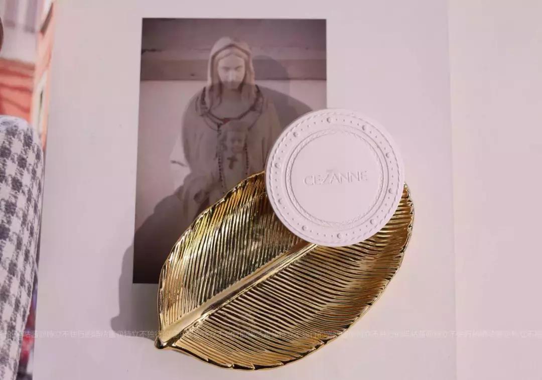 平价彩妆推荐学生党,买什么化妆品不踩雷的好用