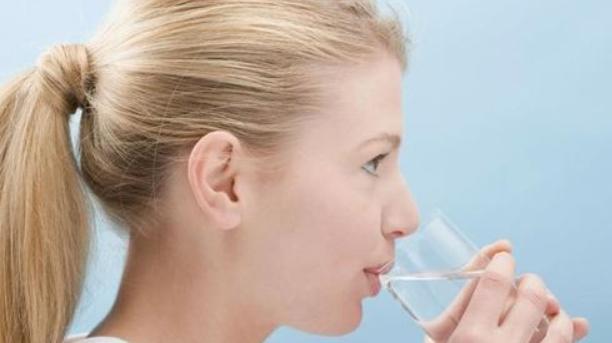 如何轻松快速的get到高蓬松头发,头发蓬松才是显脸小神器