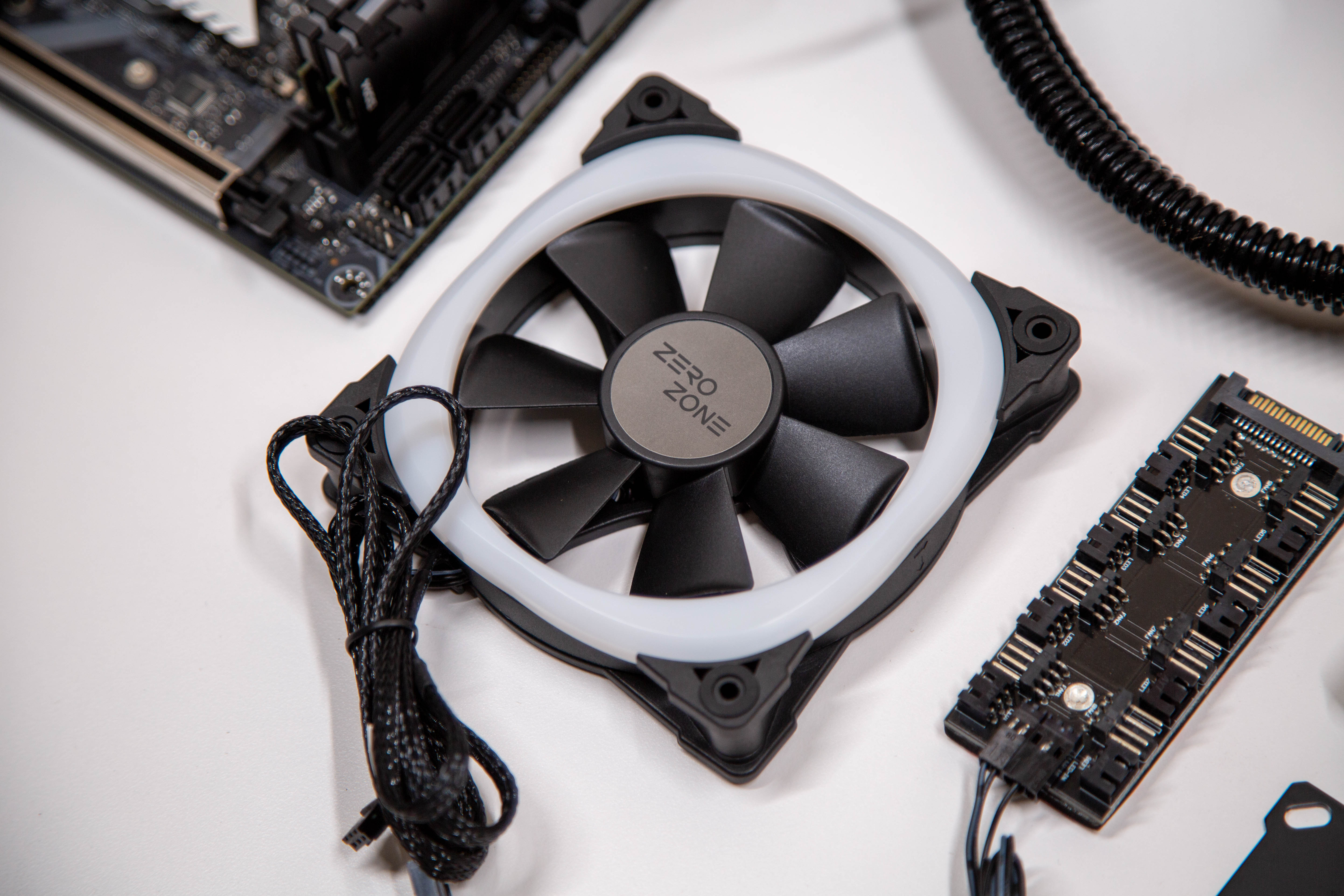 itx桌面小钢炮,桌面itx小机箱