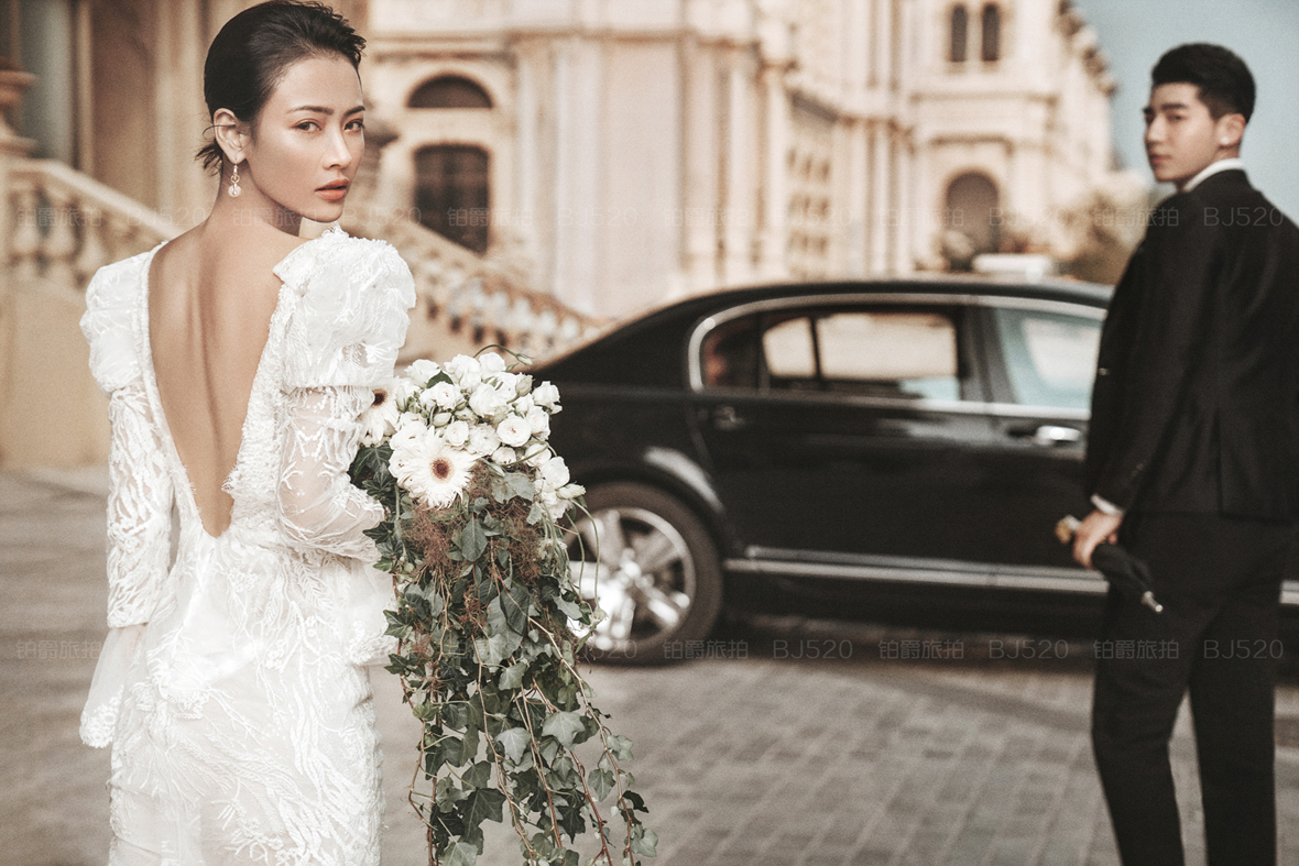 拍婚纱照和结婚婚纱是一起的吗,拍婚纱照应该怎么选照片