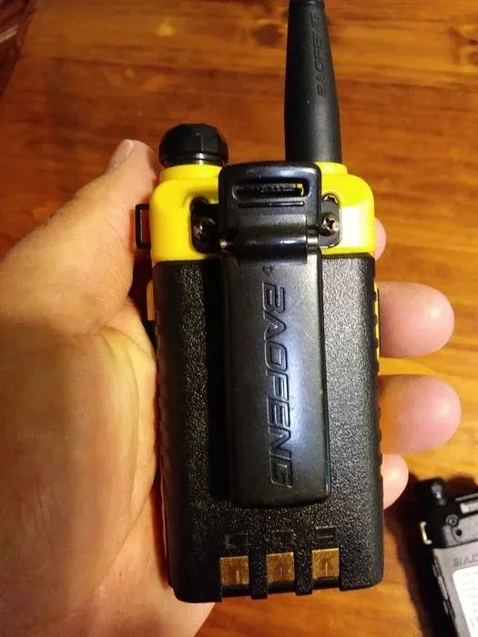 宝峰uv5r对讲机怎么打开收音机,宝峰uv5r对讲机故障