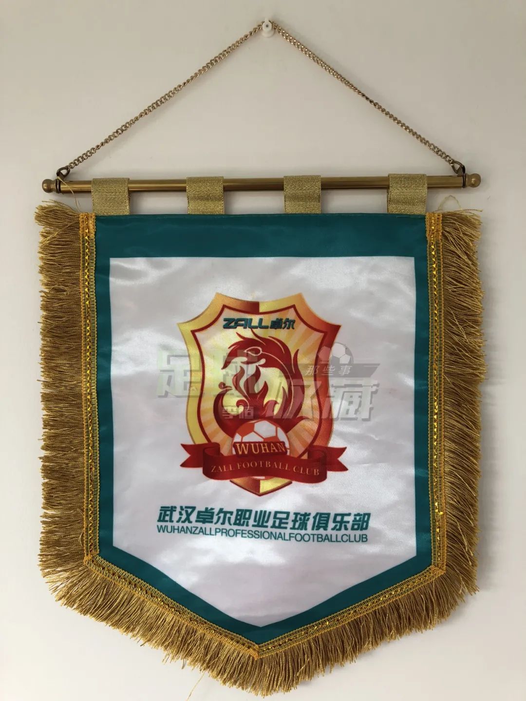 中超球迷队旗,中超哪个队标最好看