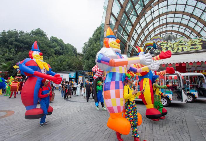 成都欢乐谷儿童能玩的项目,成都儿童游乐场室内欢乐谷