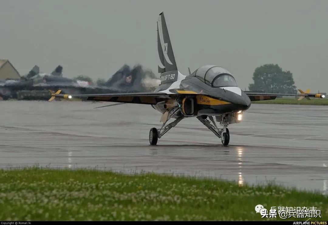 新一代高教机大比拼