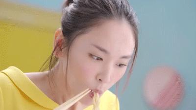 正宗螺蛳粉销量第一名,螺蛳粉是怎么卖出名的