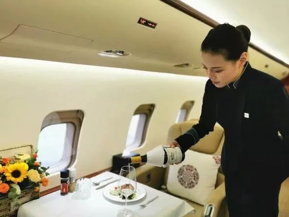 飞机上该知道的事,飞机上不知道的常识