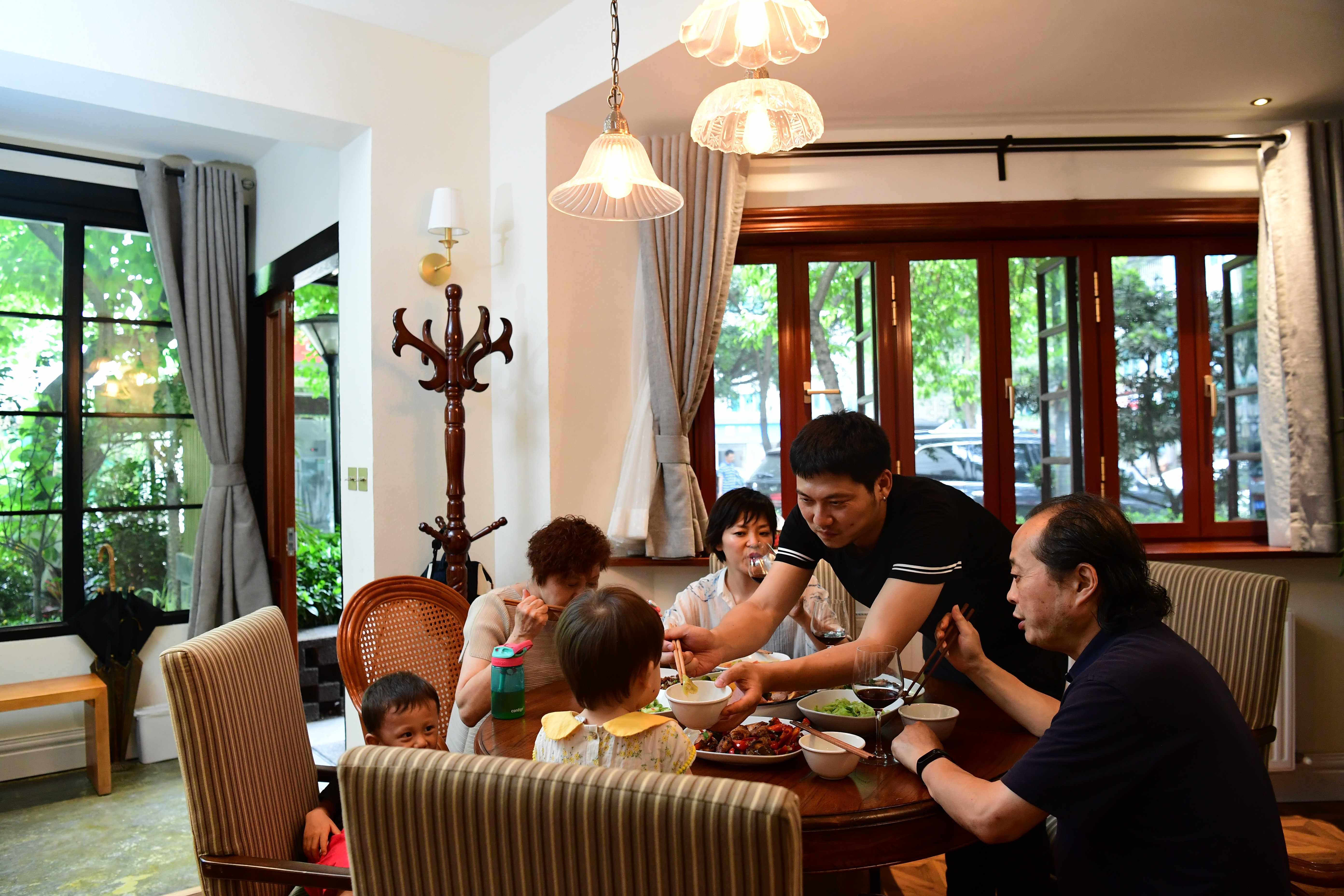 爸爸是蛮不讲理的人,爸爸是无所不能的父亲