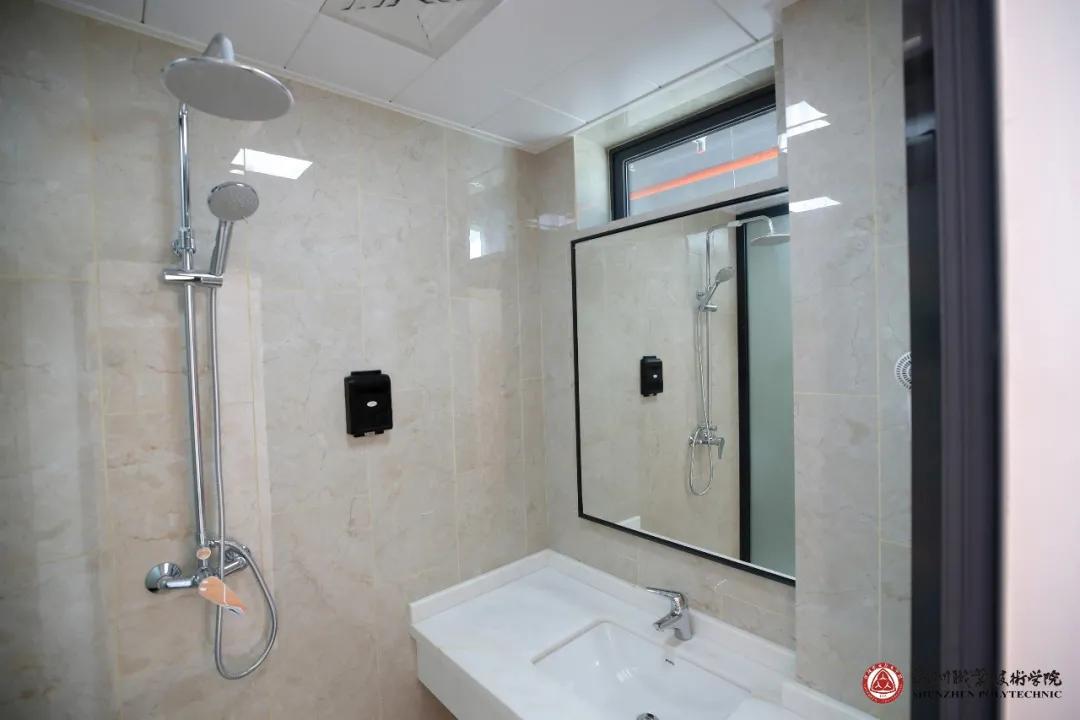 惊呆!33岁读深职!女生超级多多多!你学校呢?