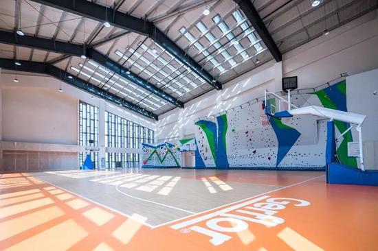 閲囪鎴愰兘澶╃珛瀛︽牎,鎴愰兘澶╃珛瀛︽牎鎺㈡牎