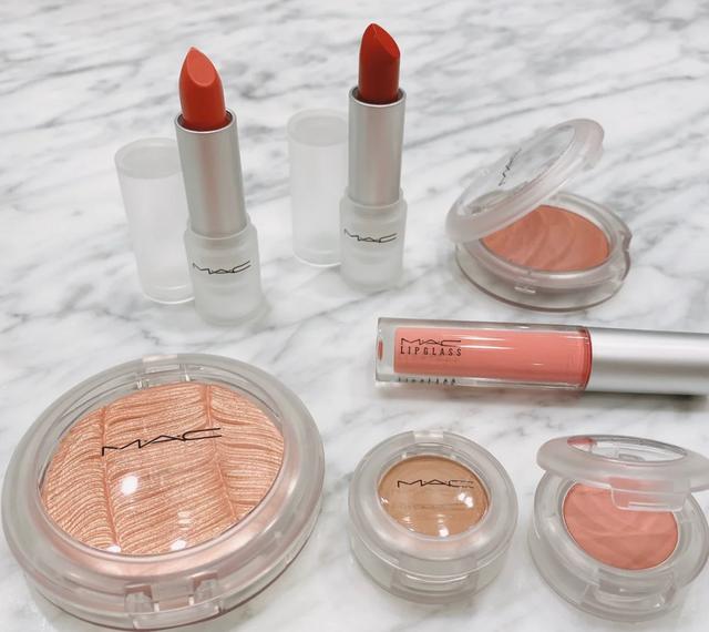 mac白色磨砂壳新款,mac苹果试色透明塑料壳