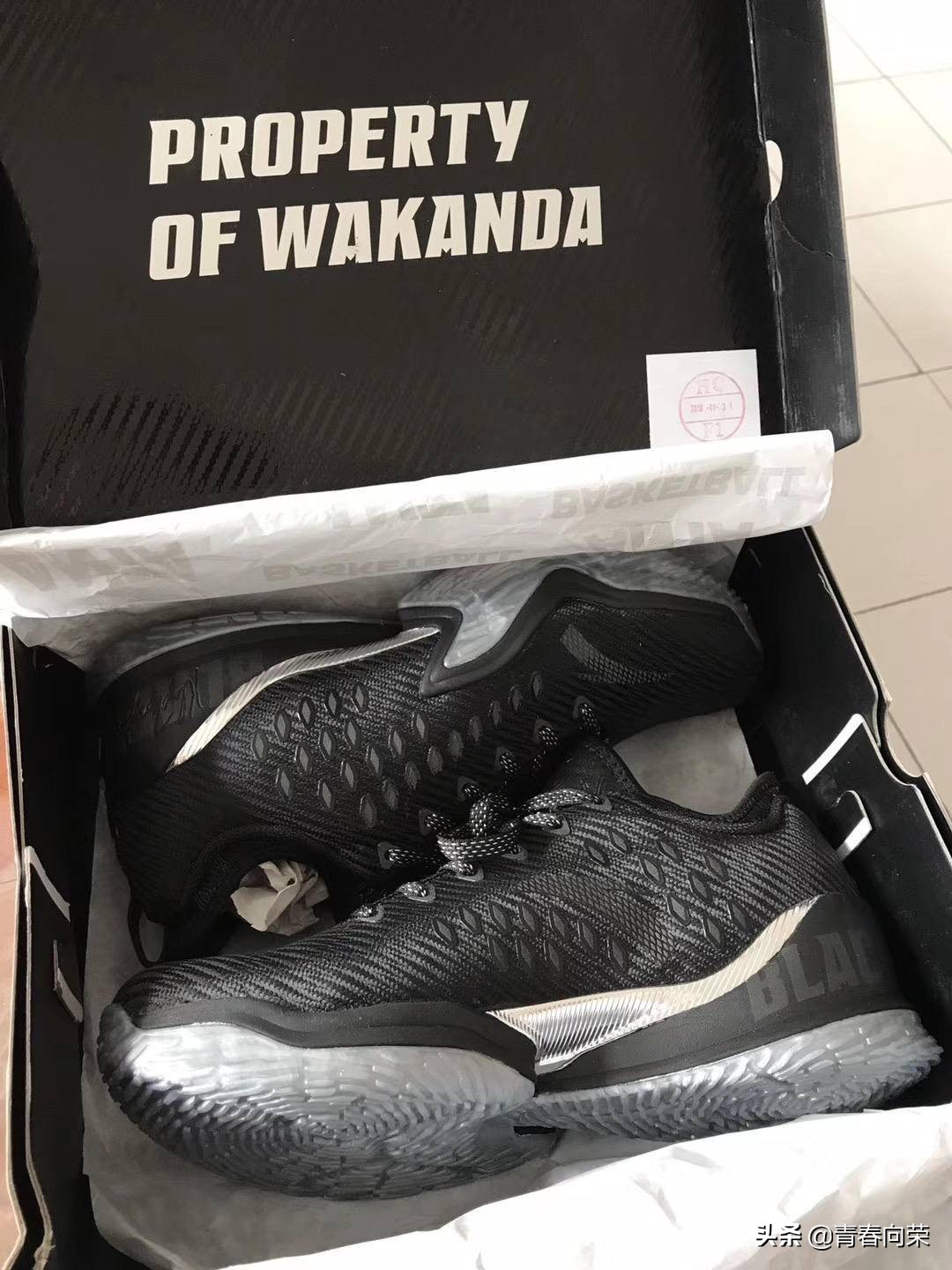 顶级缓震型跑步鞋推荐,耐克airmax2090气垫缓震跑步鞋