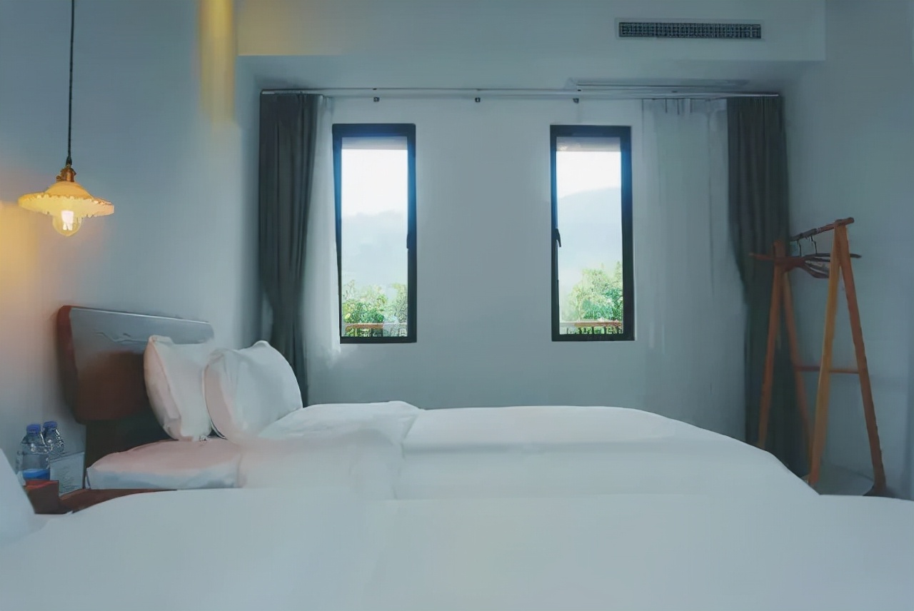 广州从化山野间隐奢桃源民宿，诗意野趣手作做个小木匠丨菁木山舍