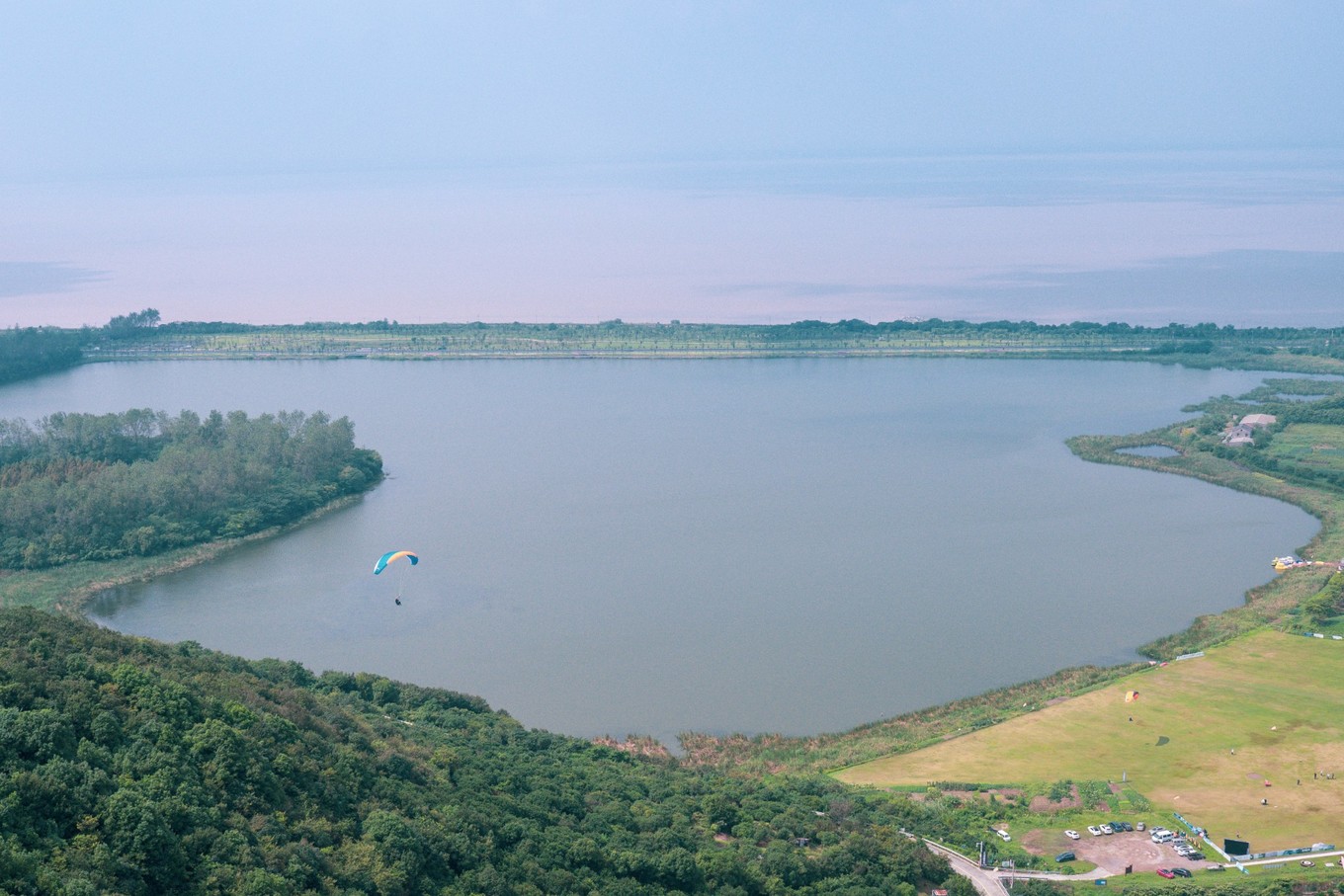 不仅仅是皮革,海清潮静——海宁