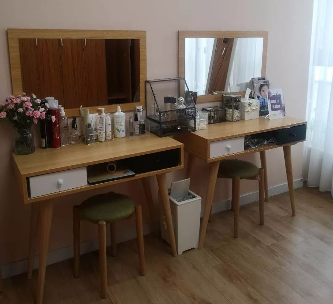 保持脸部年轻动作,保持年轻的秘诀就是少化妆