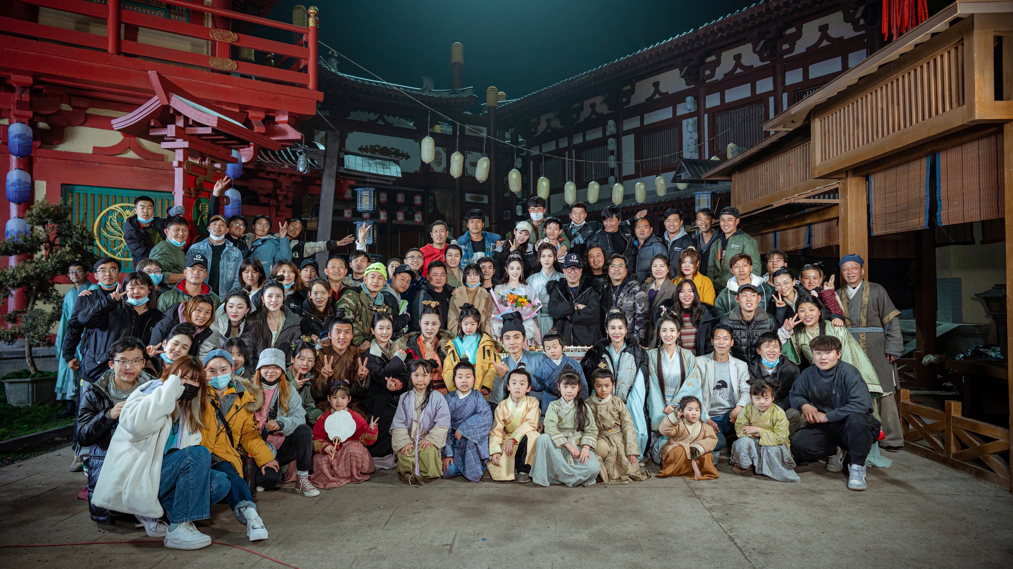 九州朱颜记冯绍峰和彭小苒,彭小苒九州朱颜记路透造型